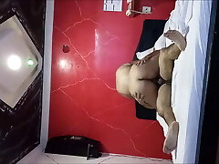 Me follo a mi jefe en una residencia colombiana madura culona