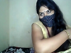 Fabulous Bhabhi Enjoy With Dildo