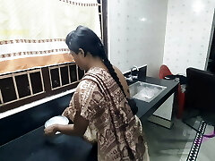 Bhabi Ki Saree Uthake Kitchen Me Chudai Sex - Indian Bengali Bhabi Bhabi Ki Saree Uthake Kitchen Me Chudai Sex - Indian Bengali Bhabi