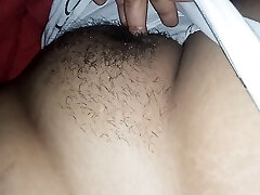 massaging my wifey's fat hairy pussy