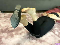 The best feetjob ever. Her feet are like a tight culo The best feetjob ever. Her feet are like a tight culo