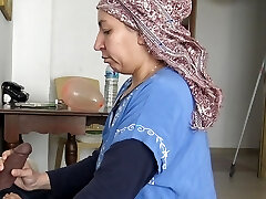 femme infidèle kurde a des relations sexuelles avec une grosse bite en allemagne