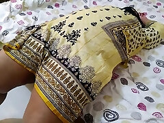 Pakistani Hot Celeb Ayesha Sex With Her New Aficionado in Hotel - Cute Tight Virgin Pussy Shag & Cum Wild