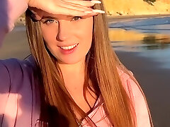 Pretty Obese Beauty Picked Up At the Beach Agrees To Satisfy a Stranger With Hot BJ And Fuck For Money