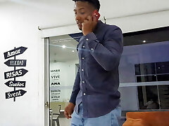 Antonella is interviewed to be a maid and coaxes her new employer with a oral Antonella is interviewed to be a maid and coaxes her new employer with a oral