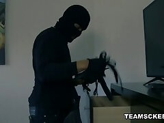 Sophia Leone in Bandits Of Bondage - PunishTeens Sophia Leone in Bandits Of Bondage - PunishTeens