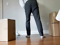 I pay the handyman with my mouth and vag