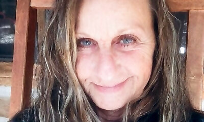 MARRIED SLUT LESLIE - EXTREME Cheating MARRIED WHORE