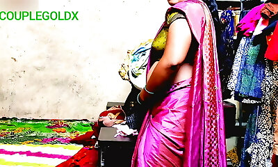 Komal ne apne goan me purane dost se chudva kar liya Komal ne apne goan me purane dost se chudva kar liya