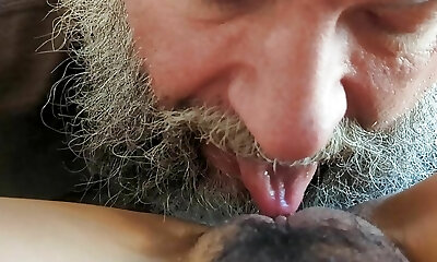 Mature Gringo Licks, Eats & Savors Sugary-sweet Mexican Pussy