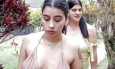 Horny lesbians with thick ass take advantage of home alone to lick their cunts in the pool - Porn in Spanish