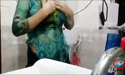 pakistanische tante in der badewanne, sexy video
