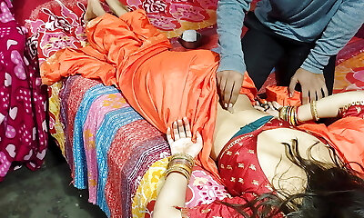Cute Saree blBhabhi Gets Insatiable With Her Devar for roughsex after ice massage on her back in Hindi