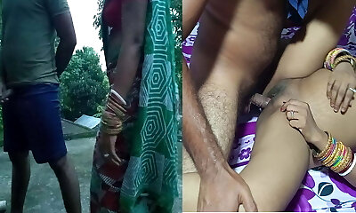 Bhabhi Ne Roof Top Par Hilate Huye Pakda Fir Chudayi Karayi
