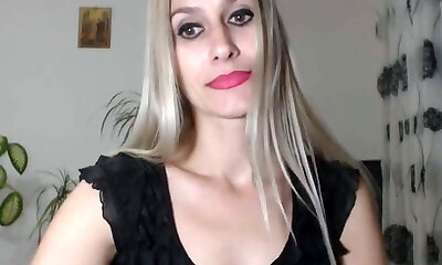 Beautiful Blonde Mature Webcam Model Playing With Her Pussy Beautiful Blonde Mature Webcam Model Playing With Her Pussy