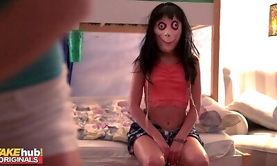 MOMO Challenge in a fantastic FFFM 4 way with spooky sluts