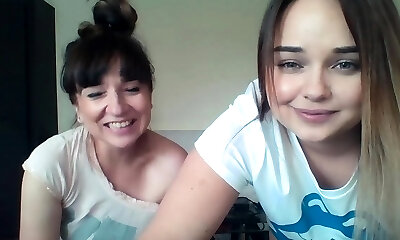 Mommy And Daughter On Cam...