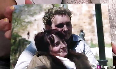 vendedo a esposa e ganhad dinheiro vendedo a esposa e ganhad dinheiro