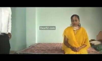 Desi Mulla wife