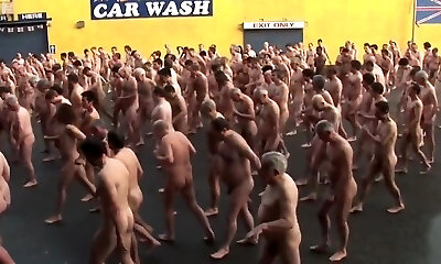 les nudistes britanniques du groupe 2
