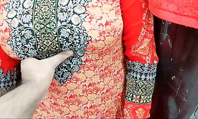 Indian Mommy Cheating With Neighbour Gets Fucked In The Ass With Clear Hindi Audio 