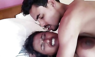 un grande ed enorme cazzo affamato di figa un grande ed enorme cazzo affamato di figa