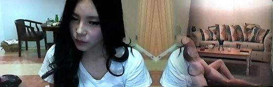 Young Korean girl show Webcam 1409133
