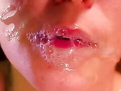 nouveau!! gros plan à 60 images par seconde: la meilleure bouche de traite pour votre bite! asmr, fellation de la langue et des lèvres -xsanyany