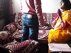 Indian Hot Wife Fucked By Bank Officers - Desi Hindi Sex two man onlye 20 Min - Indian Xxx