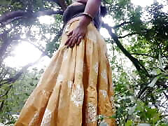 Sexy alone hot-desi-girl21 Bhabhi fulfills her desire for sex by revealing her boobs and xvideos teen hd com in the forest.