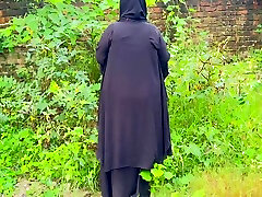 Teen 18 Muslim Hijab Girl From Jungle - Outdoor naruto tsunane