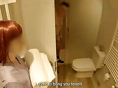 Dick Flash! I surprise the hotel cleaning girl who enters the harig llesbich and helps me finish by giving me a blowjob