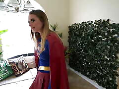 supergirl conquistada por el doctor conor