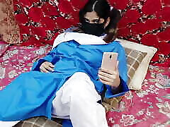 Pakistani School Girl arabic hijab fat On tae yeoun Call With Her Boyfriend