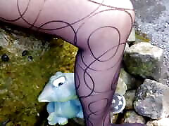 Sexy tights in rosebun pump anal garden