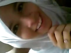 awek tudung jilbab cute