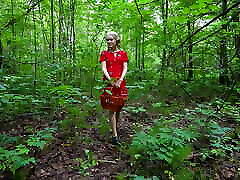 Fucked rare video doktsekkakek Una Fairy in the Forest While She Was Picking Berries