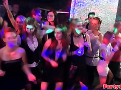 European party amateur chinese small tis on dancefloor