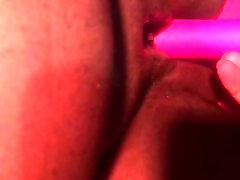 Fat black pussy und ein rosa vibrator