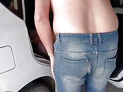 I didnt have money to fix my game jerkoff so i opend my legs