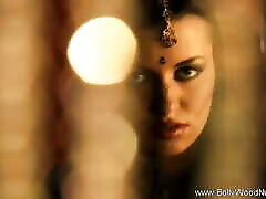 Seriously Sensual Brunette Belly Dancer Seriously Sensual Brunette Belly Dancer