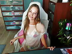 Juicy webcam girl asks for cum on face