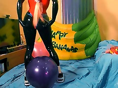 Latex kigurumi popping shining pul sex balloon