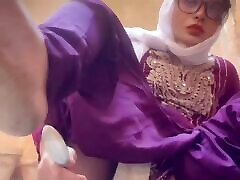 Imagine, How Does Separated Wife, Manages Masterbation