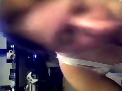 White Hoe Deepthroating A Big curvy on webcam Cock