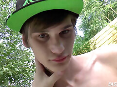 Teen Big Dick Handjob from stranger