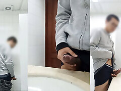 A risky quickie in the african mouth fuck bathroom