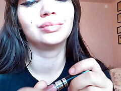 Big luscious lips with natural color lipgloss go gos sex video cigarette