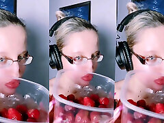 Asmr Strawberry Eating - Asmr, Eye Glasses, Gianess, Lipstick, Big Lips, Mough, Food, Face Fetish, Long Nails