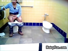 Fat big mom teen small boy Pissing On A Toilet